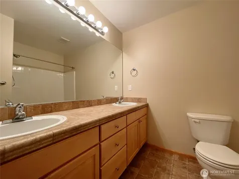 1118 S 36th Street Renton WA 98055