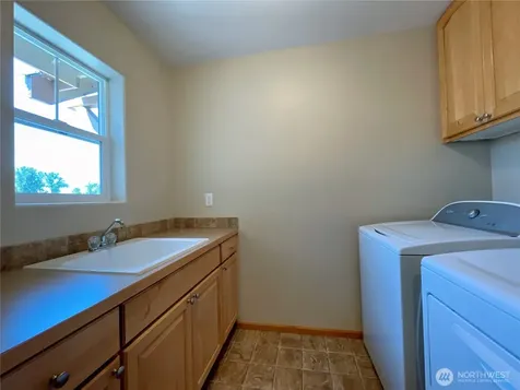 1118 S 36th Street Renton WA 98055