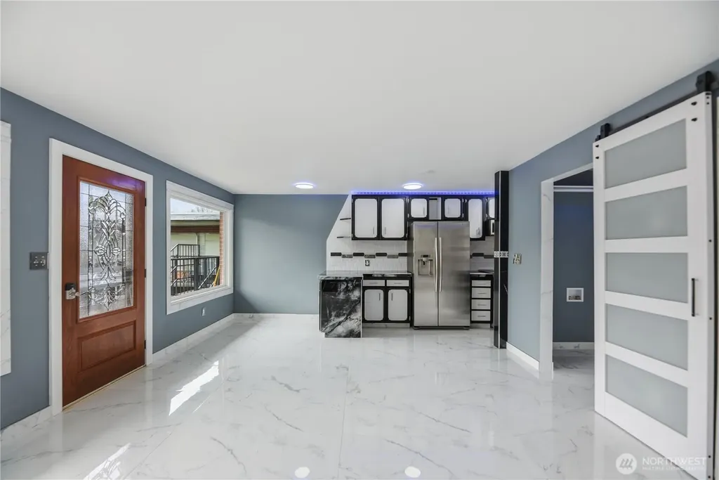 748 S Cloverdale Street Seattle WA 98108