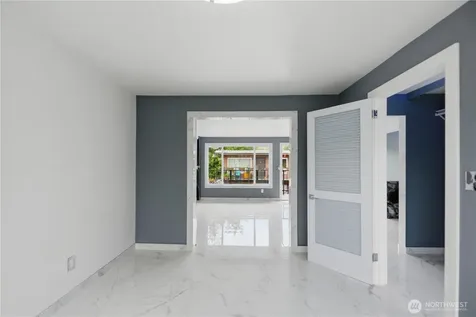 748 S Cloverdale Street Seattle WA 98108
