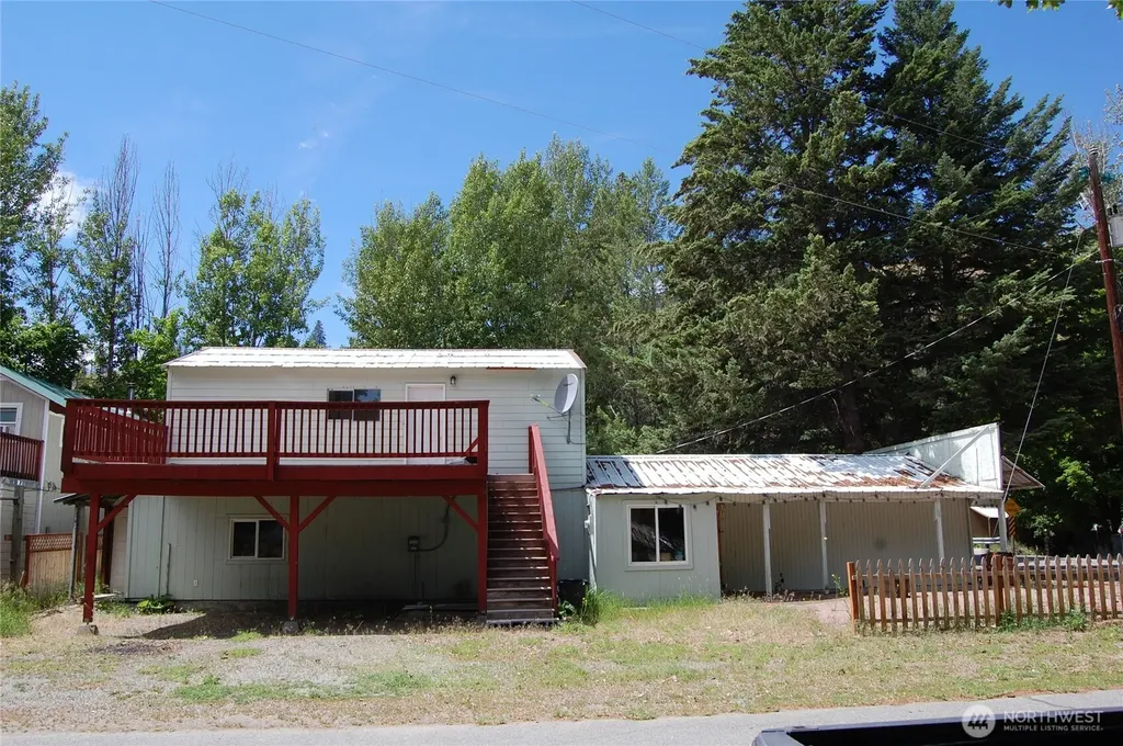 117 E Lake Street Conconully WA 98819