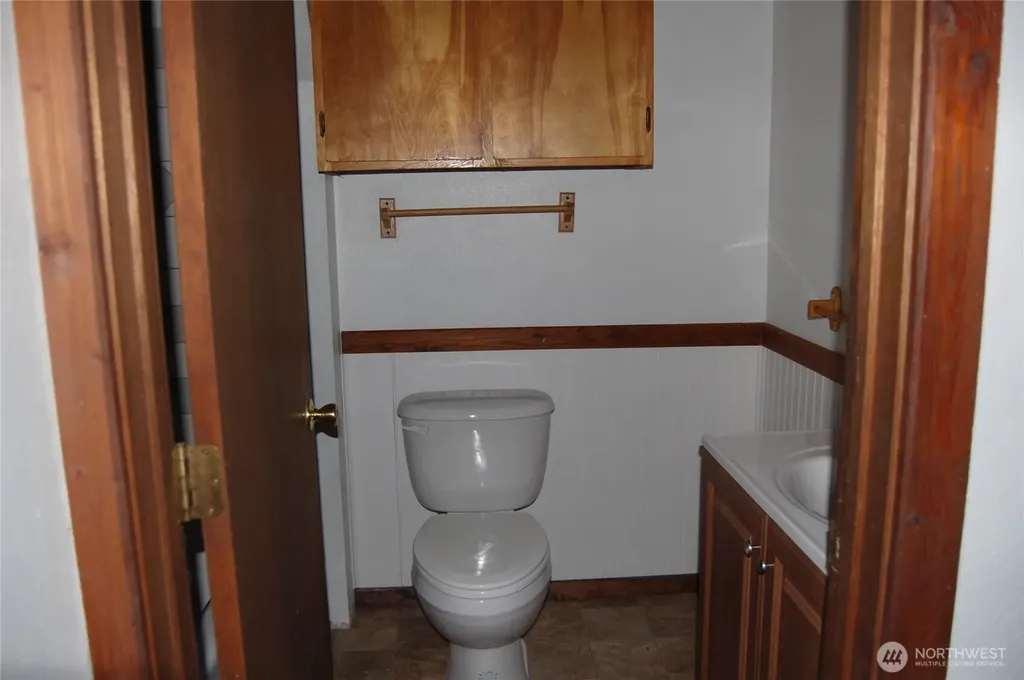 117 E Lake Street Conconully WA 98819