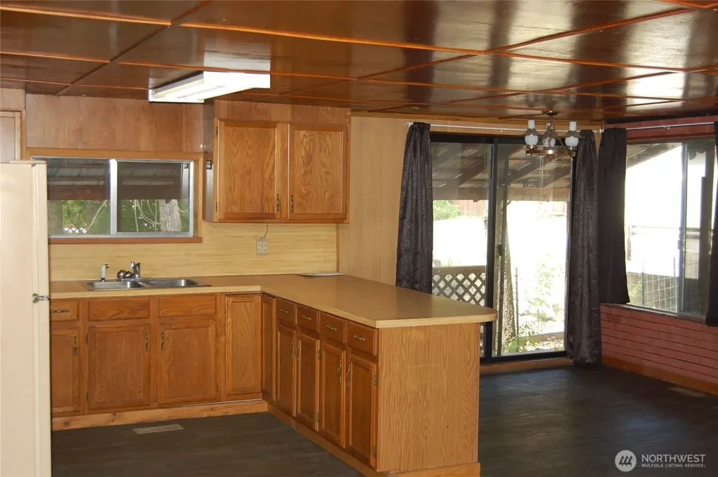 117 E Lake Street Conconully WA 98819