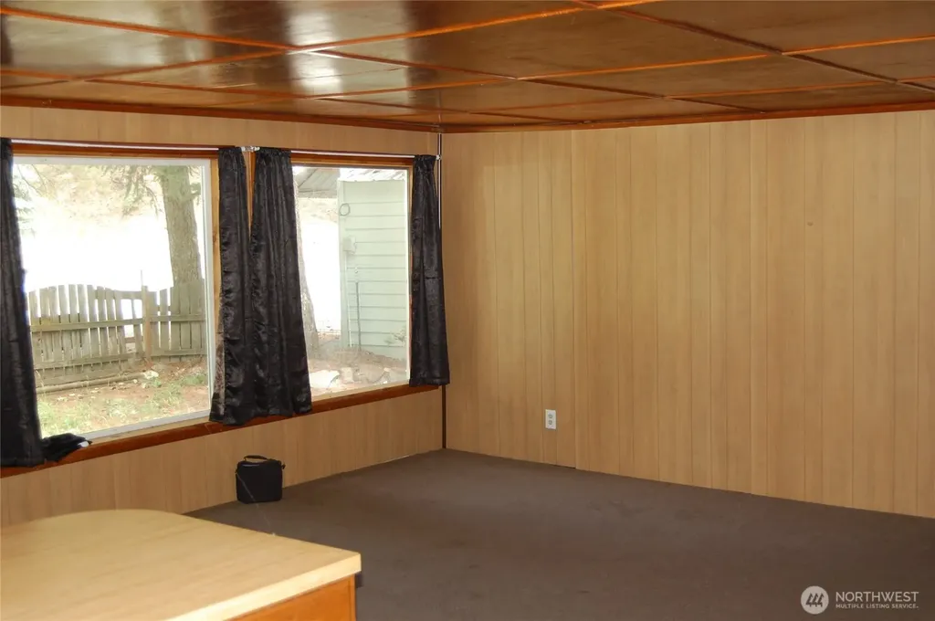 117 E Lake Street Conconully WA 98819