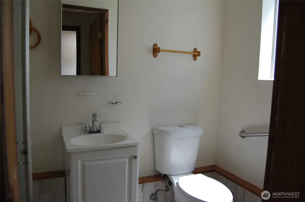 117 E Lake Street Conconully WA 98819