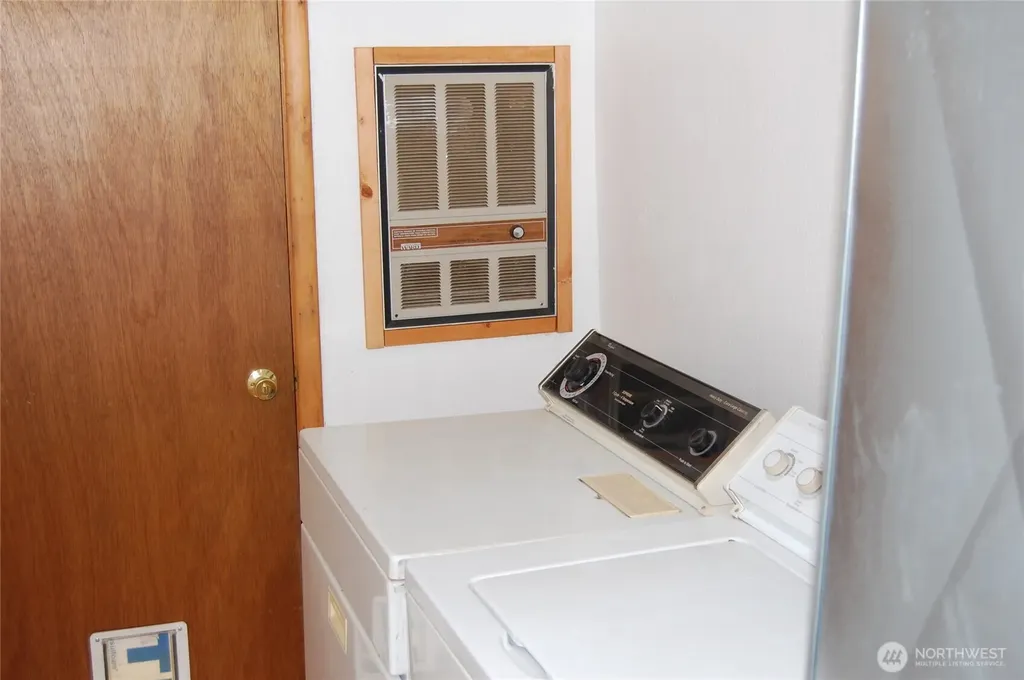 117 E Lake Street Conconully WA 98819
