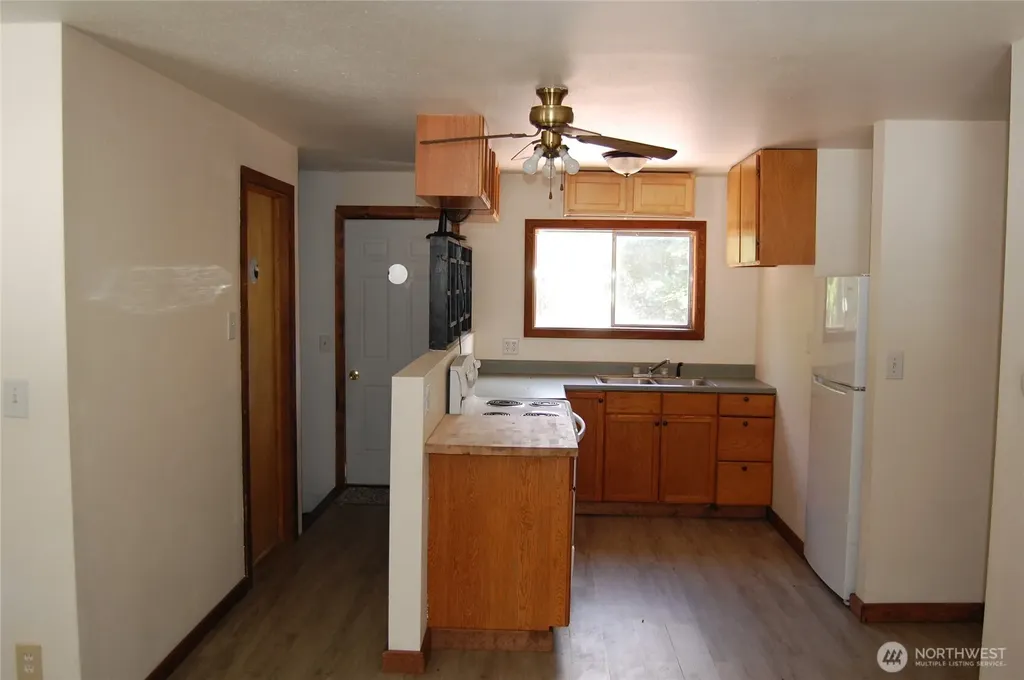 117 E Lake Street Conconully WA 98819