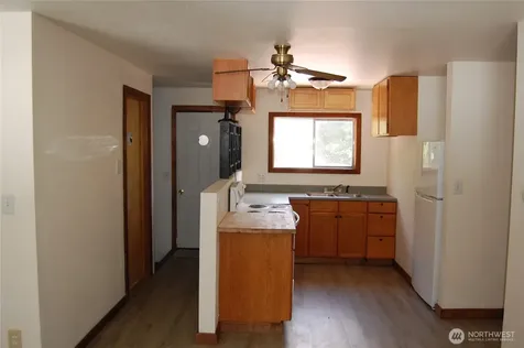 117 E Lake Street Conconully WA 98819