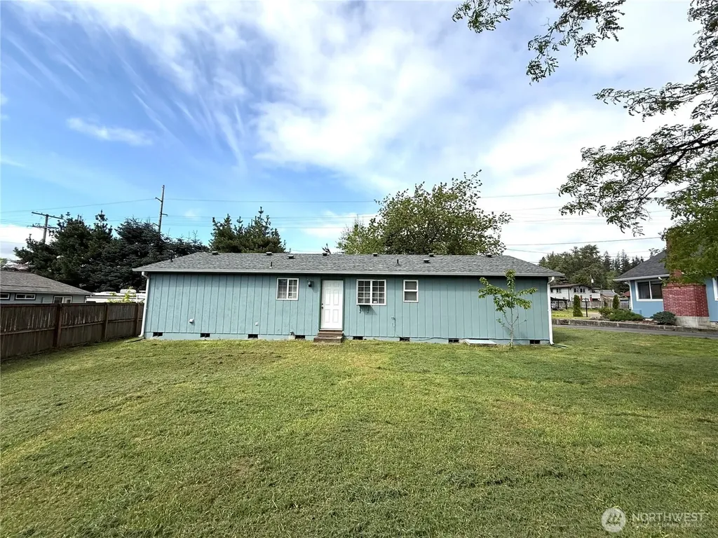 912 Marion Street Centralia WA 98531