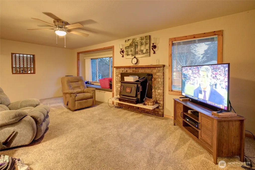1131 W Schley Street Aberdeen WA 98520