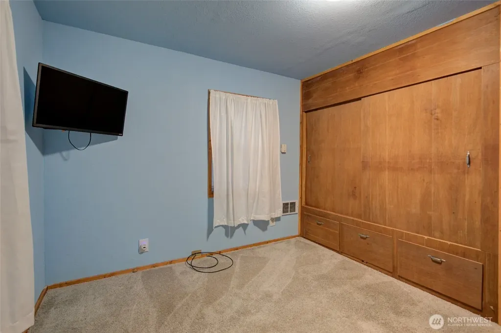1131 W Schley Street Aberdeen WA 98520