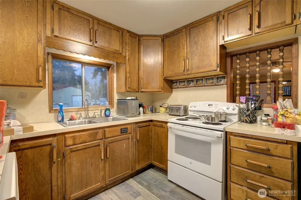 1131 W Schley Street Aberdeen WA 98520