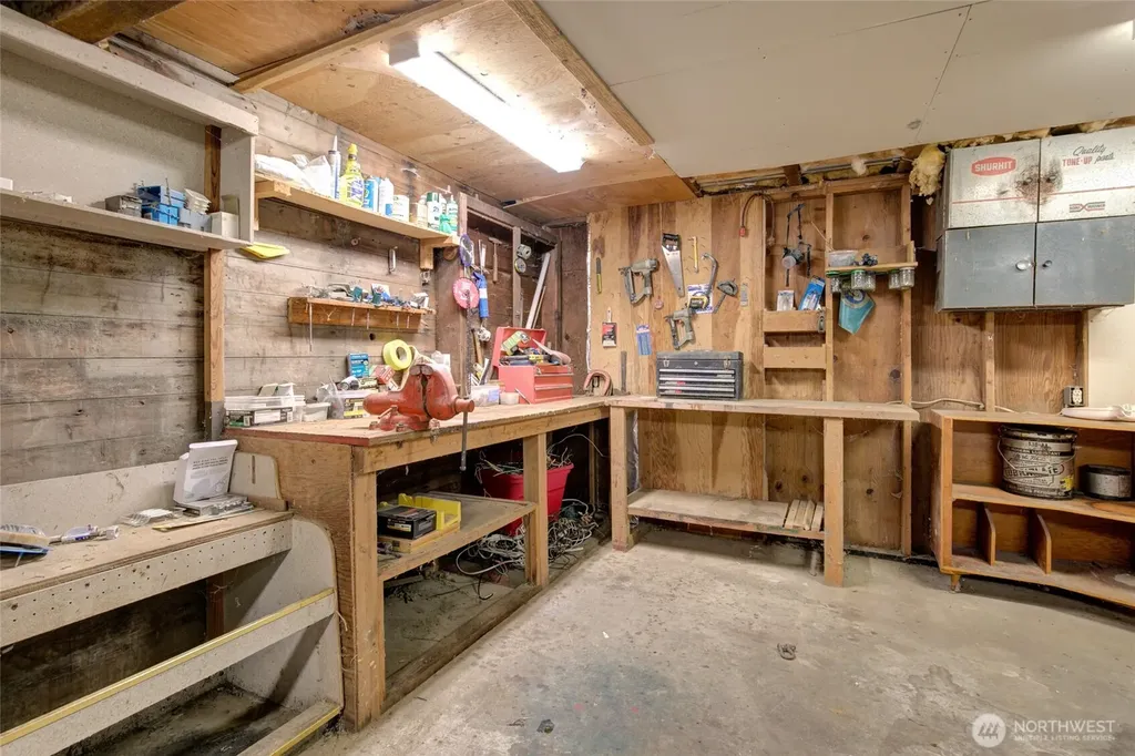 1131 W Schley Street Aberdeen WA 98520