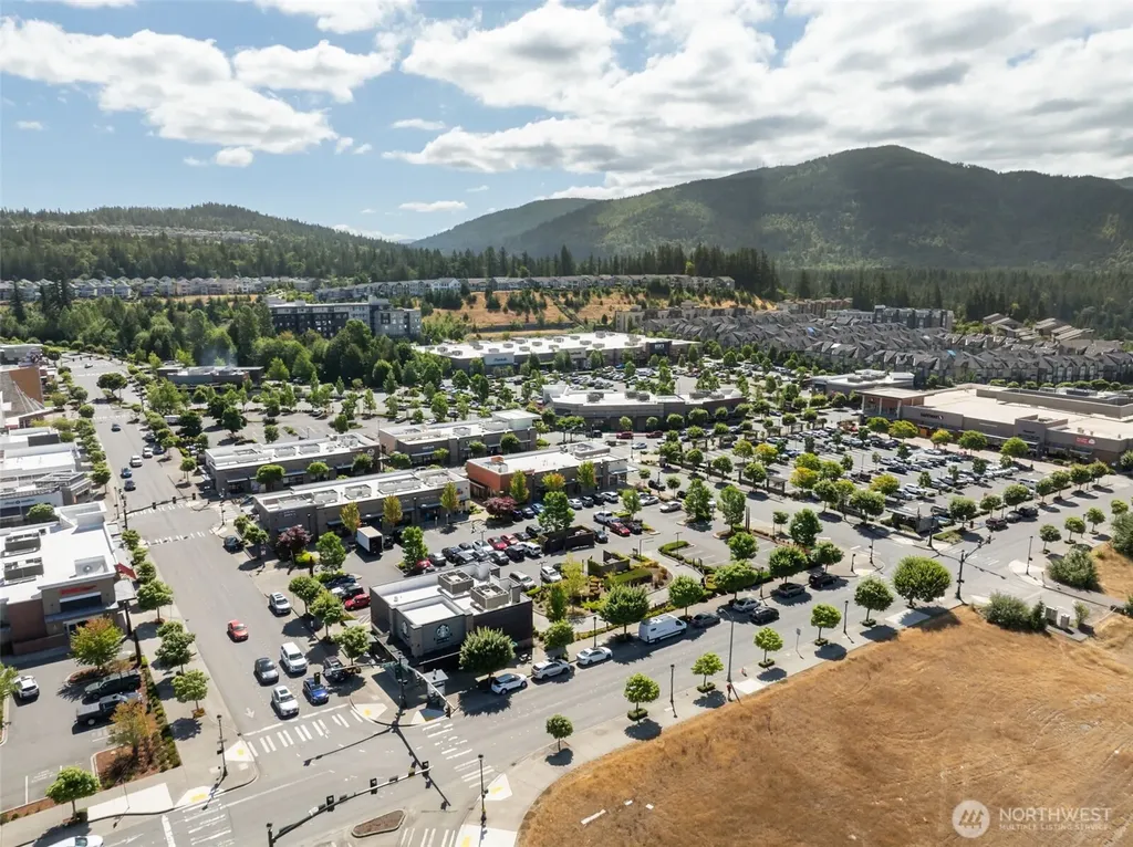 861 5th Place NE Issaquah WA 98029