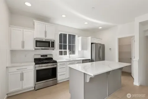 861 5th Place NE Issaquah WA 98029