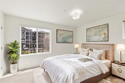 861 5th Place NE Issaquah WA 98029