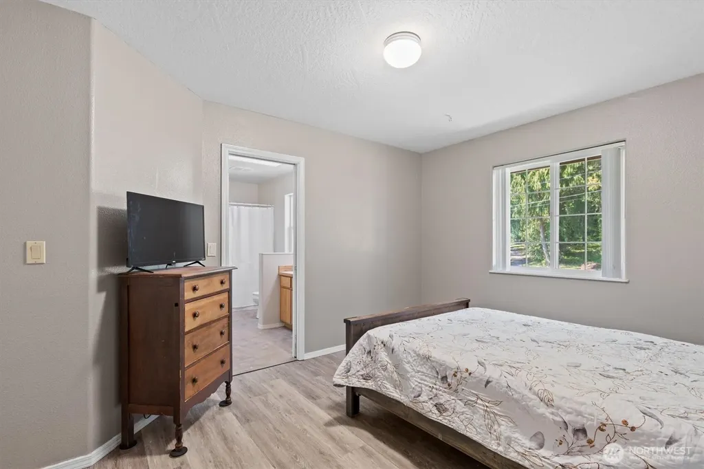 132 Lone Oak Road Longview WA 98632