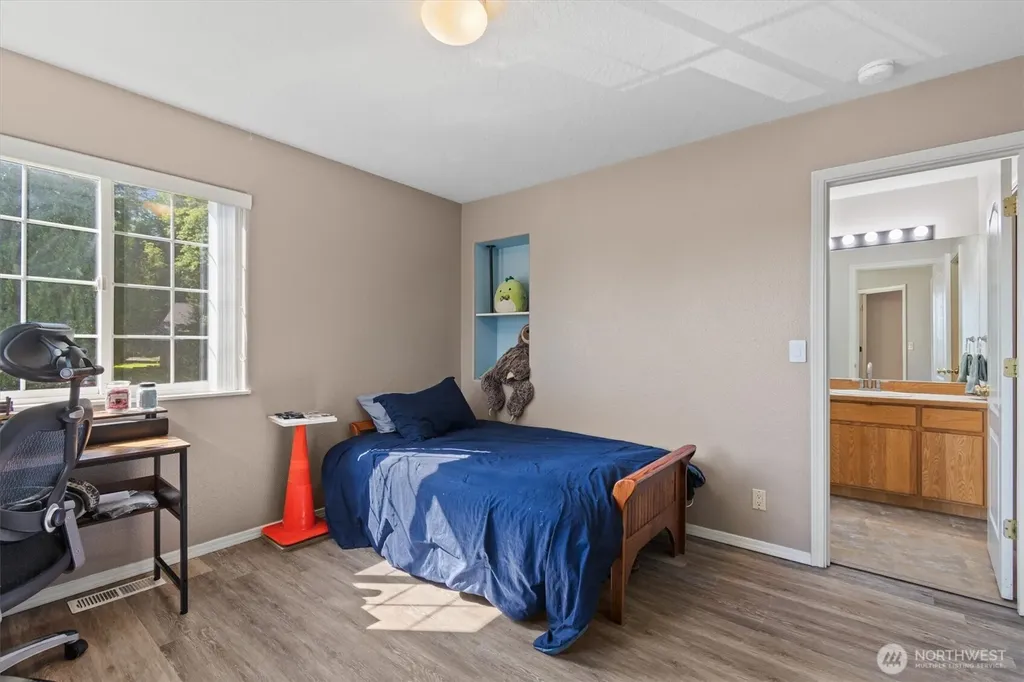 132 Lone Oak Road Longview WA 98632
