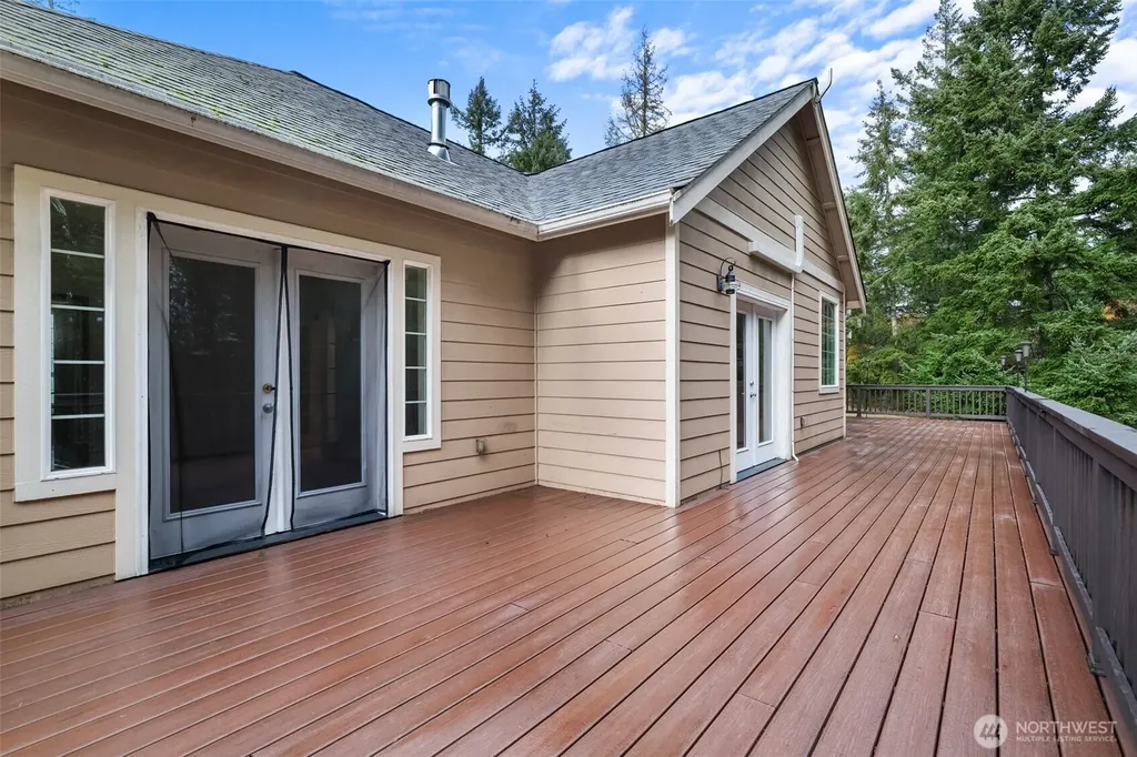 2311 202nd Avenue SW Lakebay WA 98349