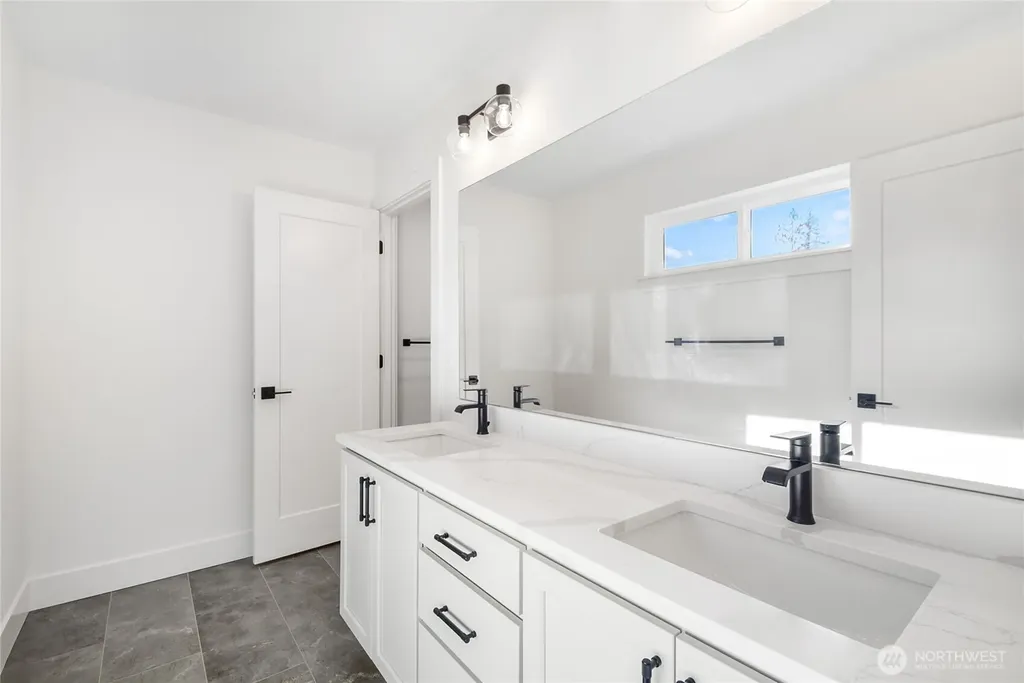 2413 197th Street NE Arlington WA 98223