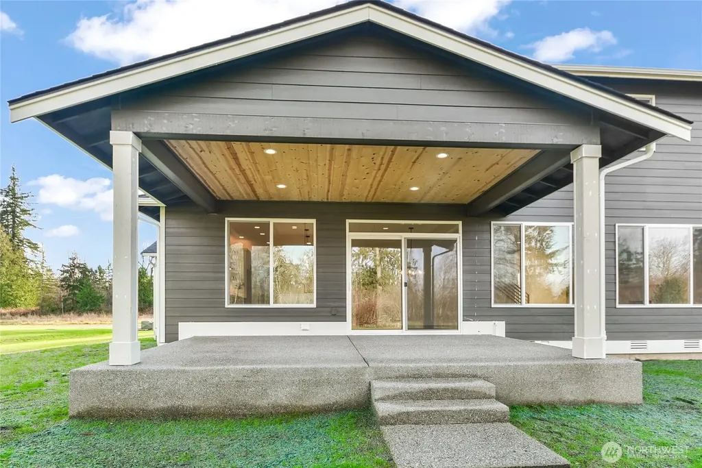 2413 197th Street NE Arlington WA 98223