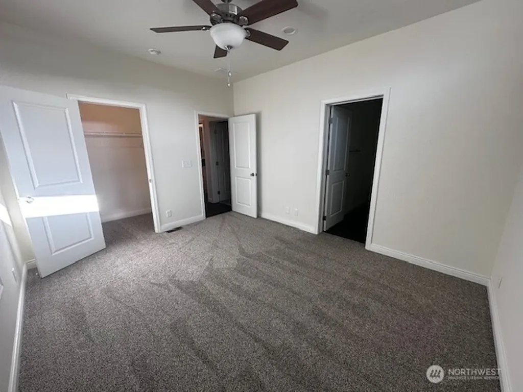 2101 324th Street Federal Way WA 98003