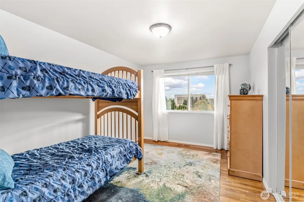 11907 NE 133rd Place Kirkland WA 98034