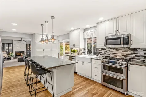 11907 NE 133rd Place Kirkland WA 98034