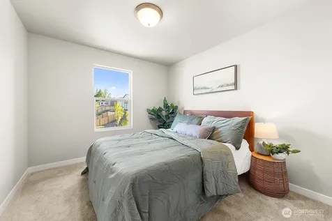 7430 44th Place NE Marysville WA 98270