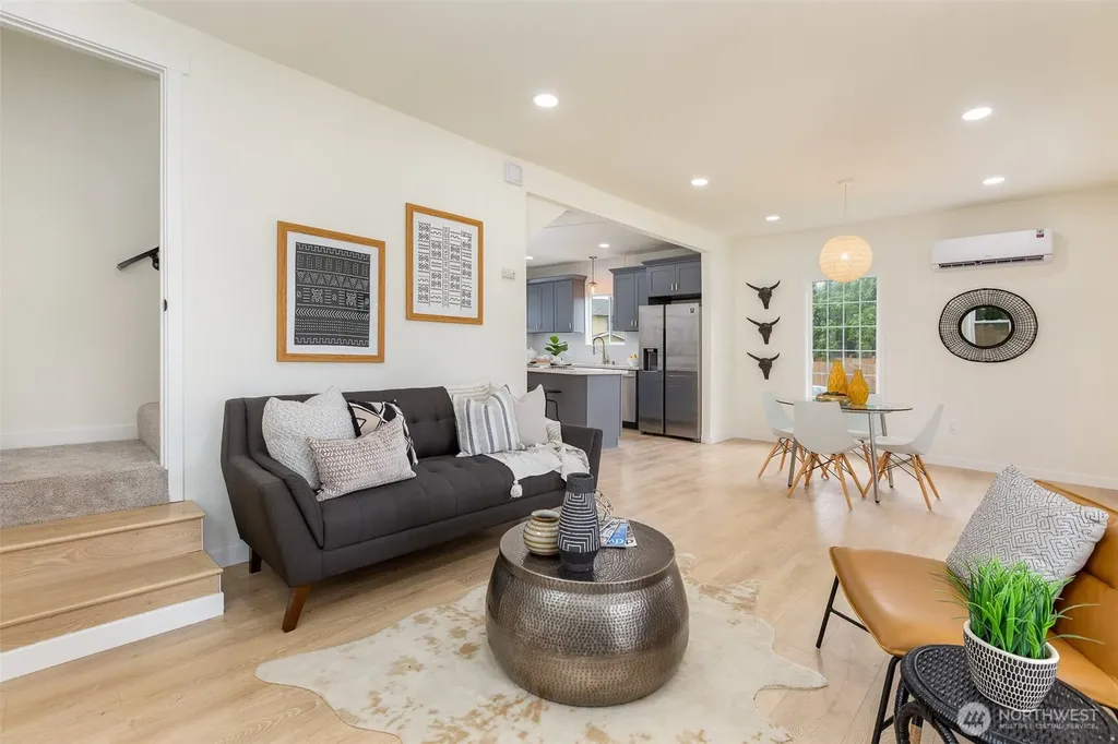 8416 Duncan Avenue S Seattle WA 98118