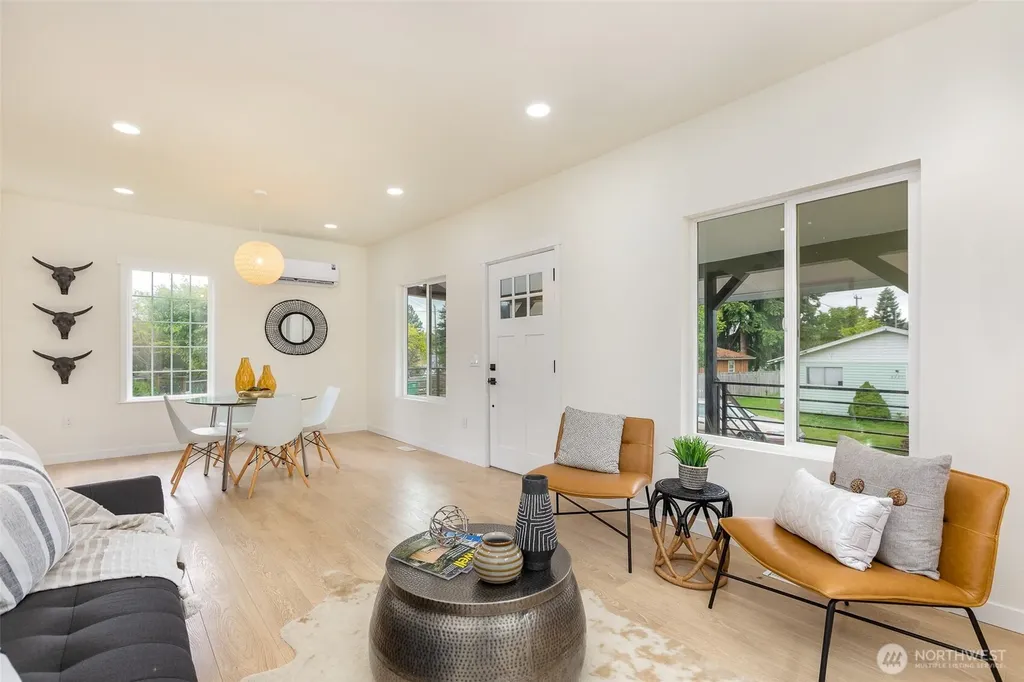 8416 Duncan Avenue S Seattle WA 98118