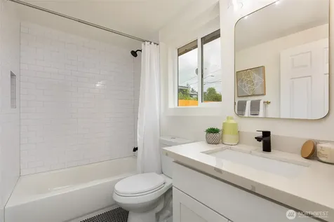 8416 Duncan Avenue S Seattle WA 98118