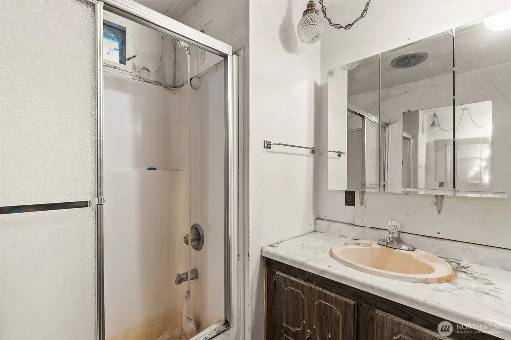13405 Cedar Court E Bonney Lake WA 98391