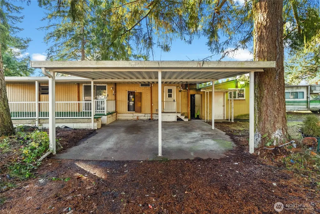 13405 Cedar Court E Bonney Lake WA 98391