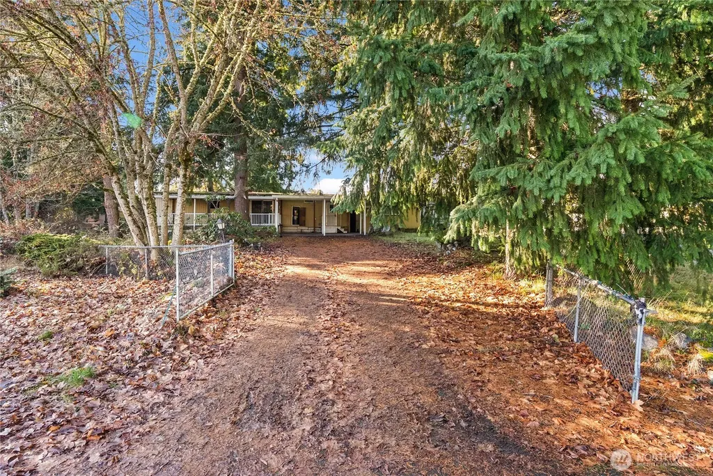 13405 Cedar Court E Bonney Lake WA 98391