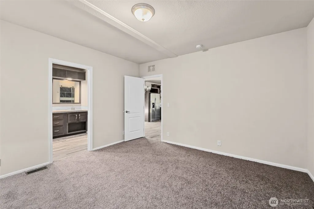 906 Valley Avenue Chewelah WA 99109