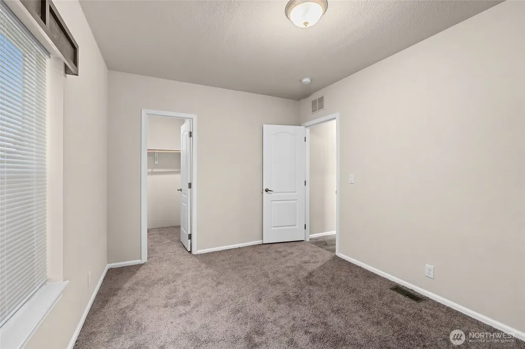 906 Valley Avenue Chewelah WA 99109