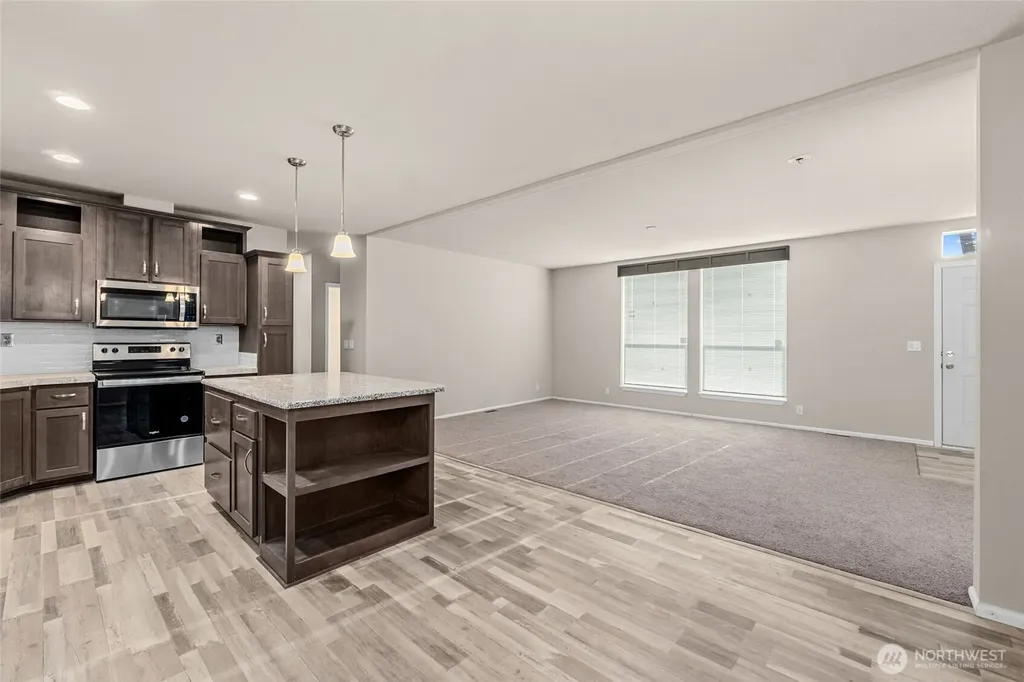 906 Valley Avenue Chewelah WA 99109