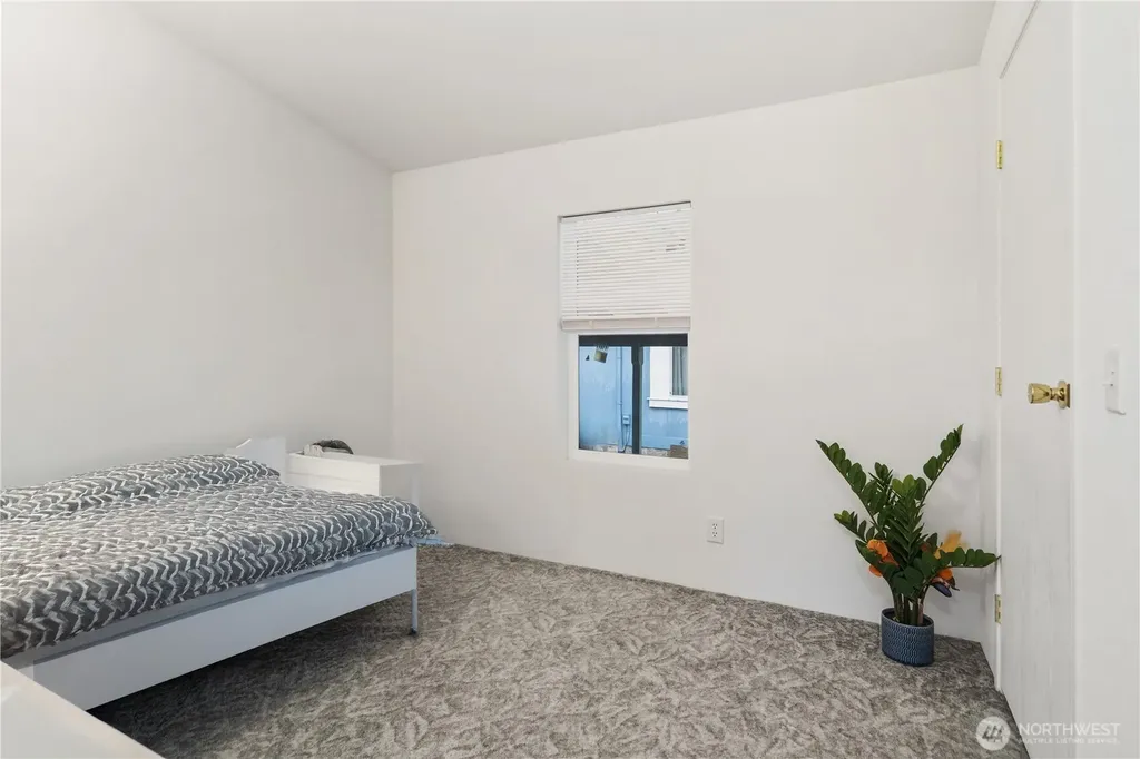 7083 NE Taurus Lane Bremerton WA 98311