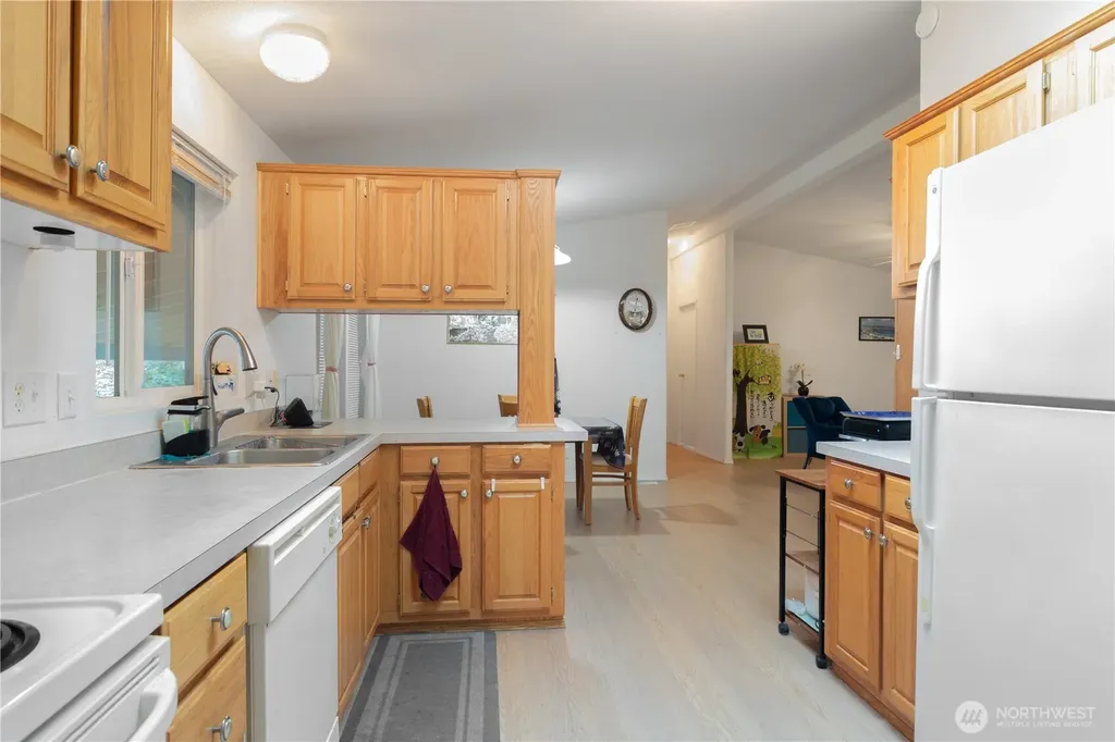 7083 NE Taurus Lane Bremerton WA 98311