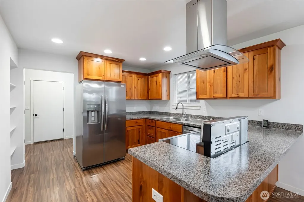 404 Herren Avenue Winlock WA 98596