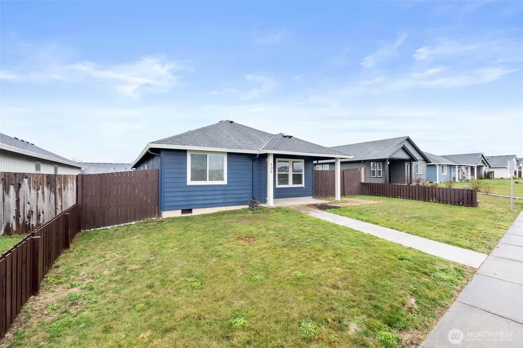 404 Herren Avenue Winlock WA 98596