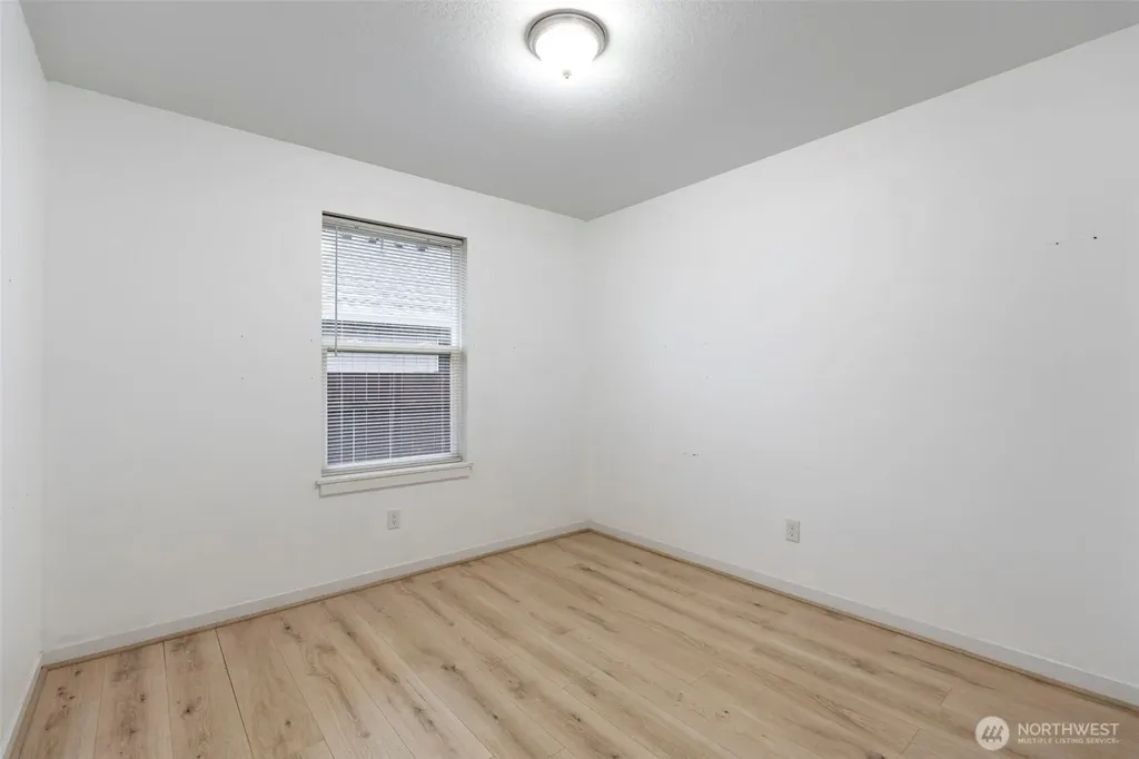 404 Herren Avenue Winlock WA 98596