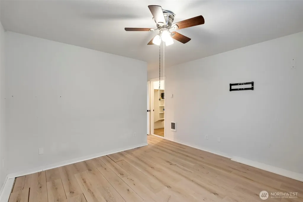 404 Herren Avenue Winlock WA 98596