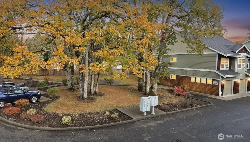 8113 Custer Rd. SW Lakewood WA 98499