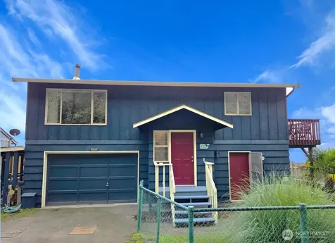 10 S Beach Drive Hat Island WA 98206