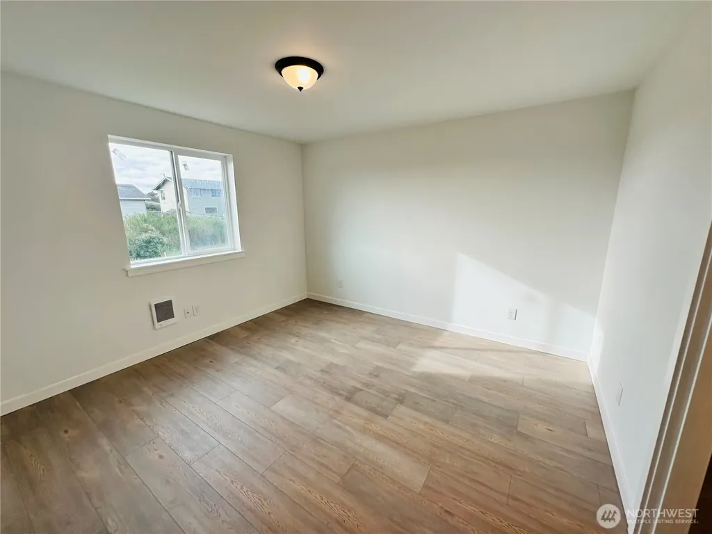 400 Malibu Street SW Ocean Shores WA 98569