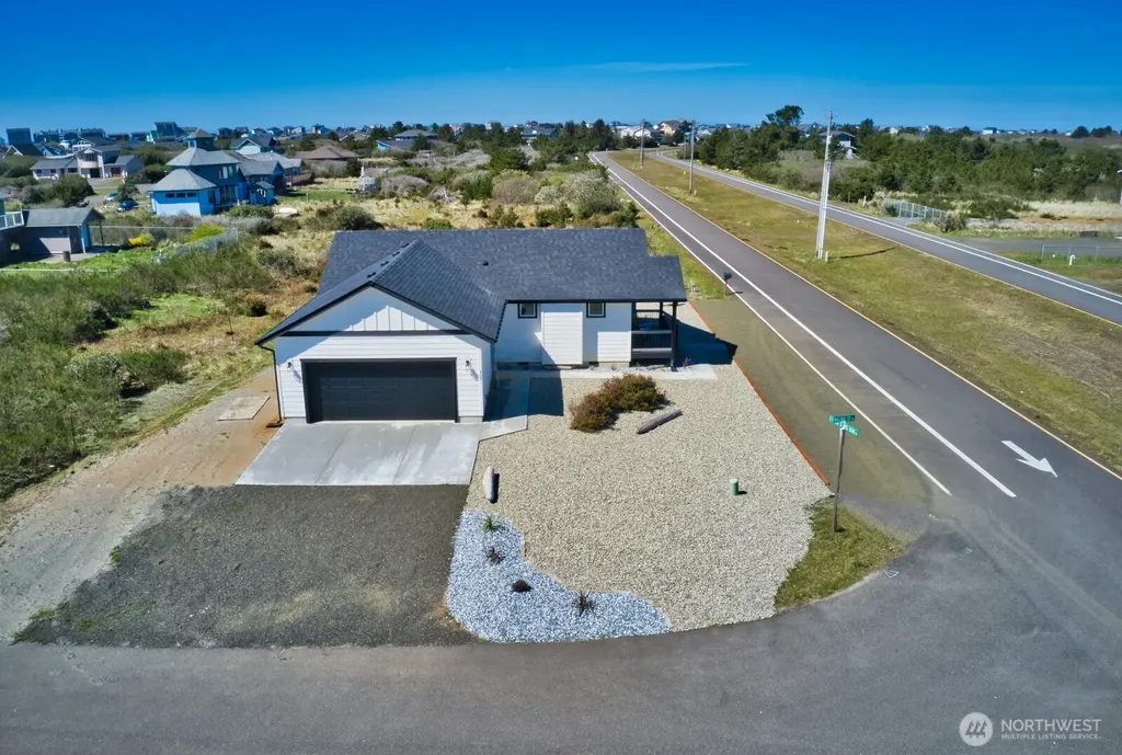 400 Malibu Street SW Ocean Shores WA 98569