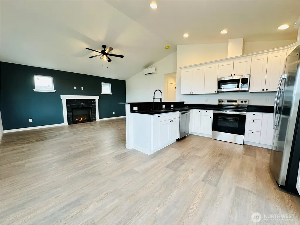 400 Malibu Street SW Ocean Shores WA 98569