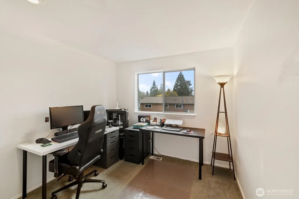 5404 158th Place SW Edmonds WA 98026